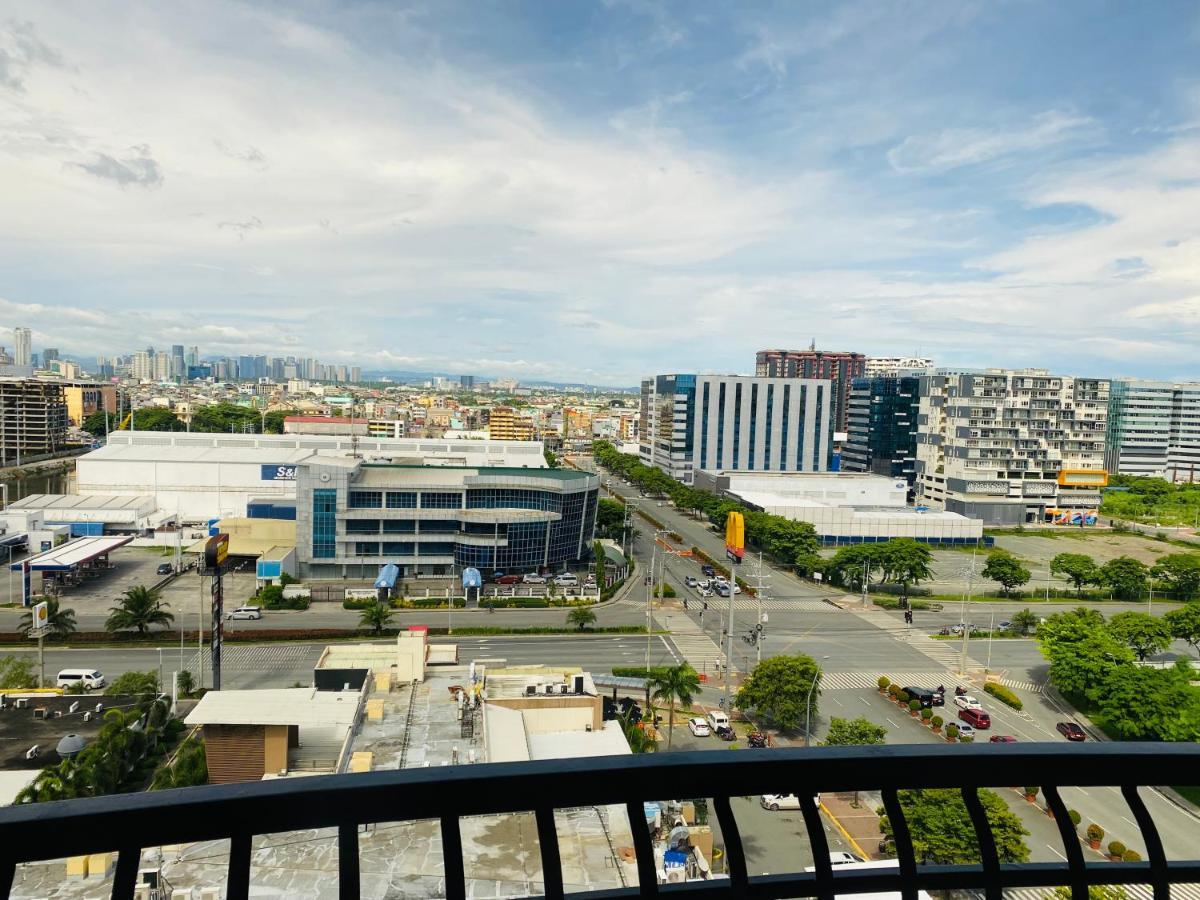Solemare Parksuites Condo Paranaque City ภายนอก รูปภาพ